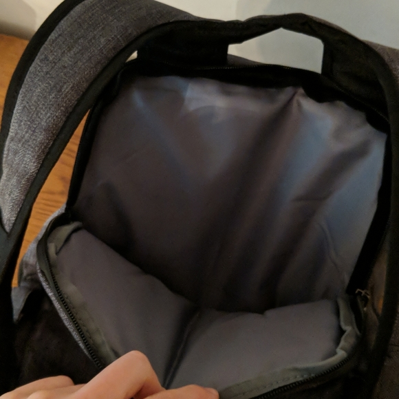 Gray Heather Backpack with charger port - Picture 5 of 12